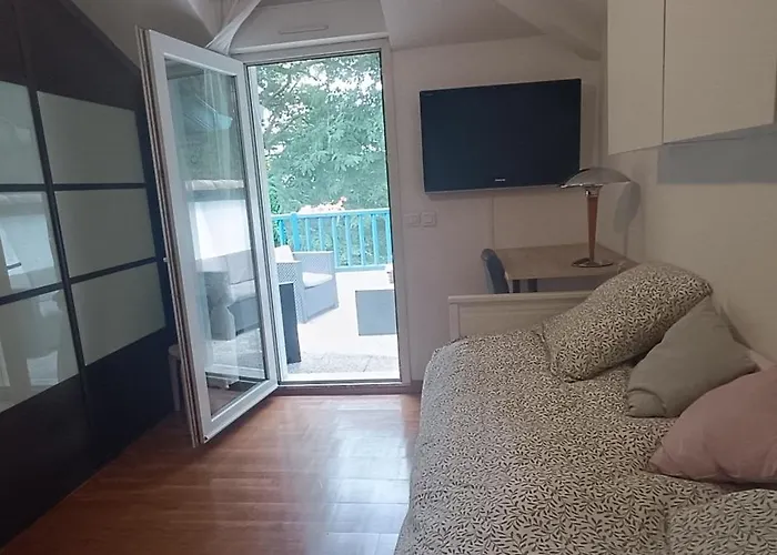 Будинок відпочинку Jolie Maison Familiale Proche Et Ocean Біарріц